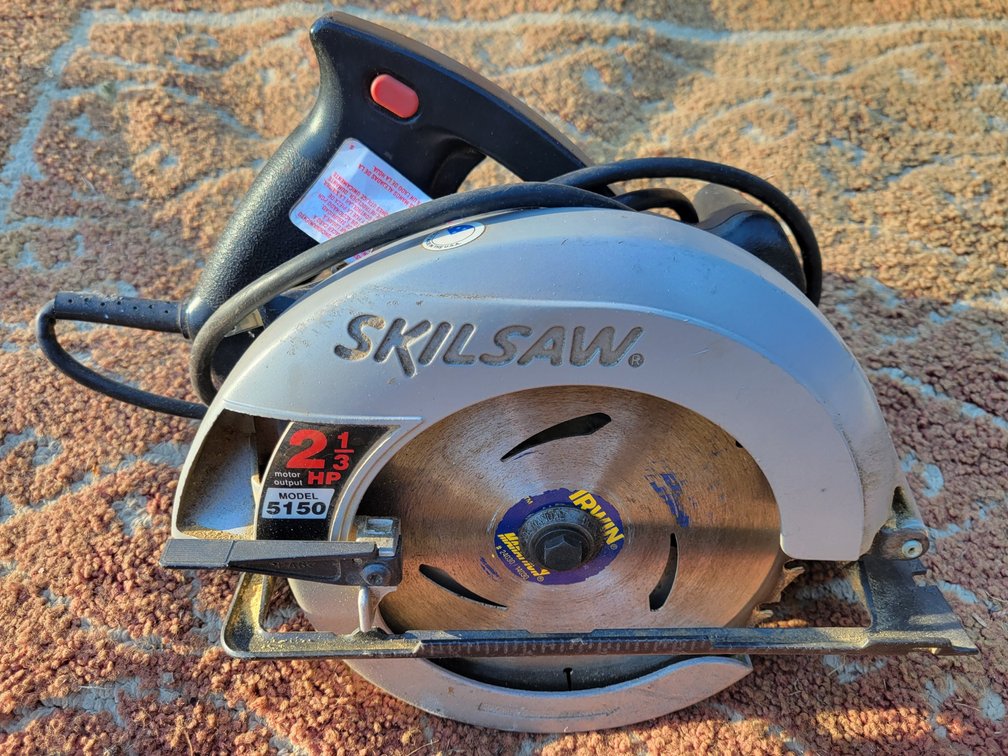 Corded 7 1/4” Skilsaw Circular Saw