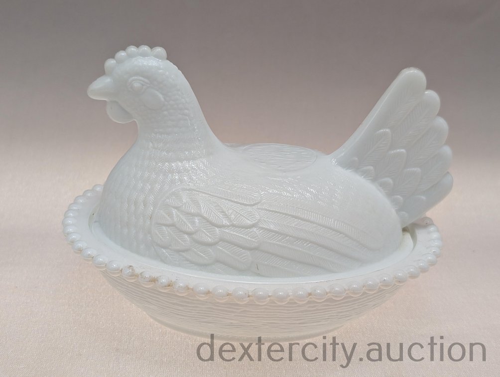 Image for Fenton Art Glass Sale Aug. 30th 2026