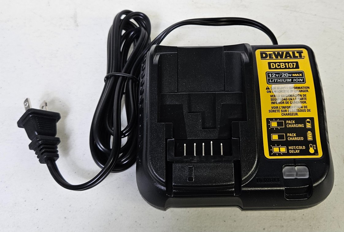 Dewalt 12v/20v Charger