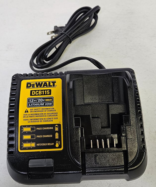 Dewalt 12v/20v Charger