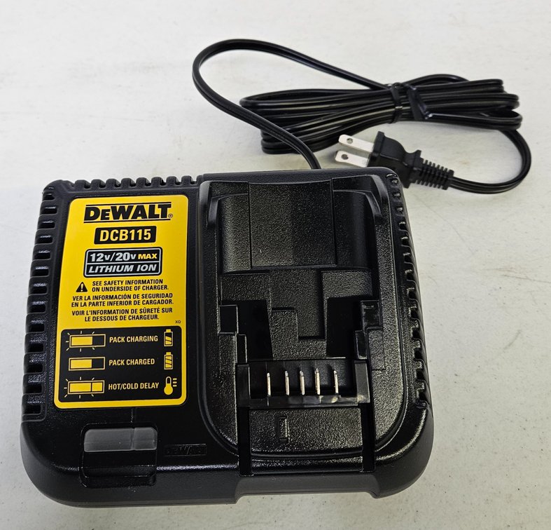 Dewalt 12v/20v Charger