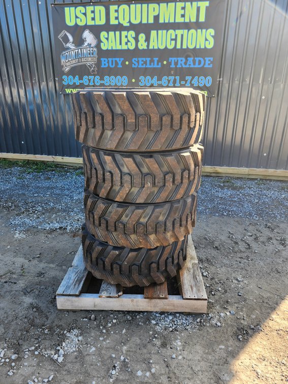 NEW SKS 12-16.5  Forerunner Skid Loader Tires 14 Ply 