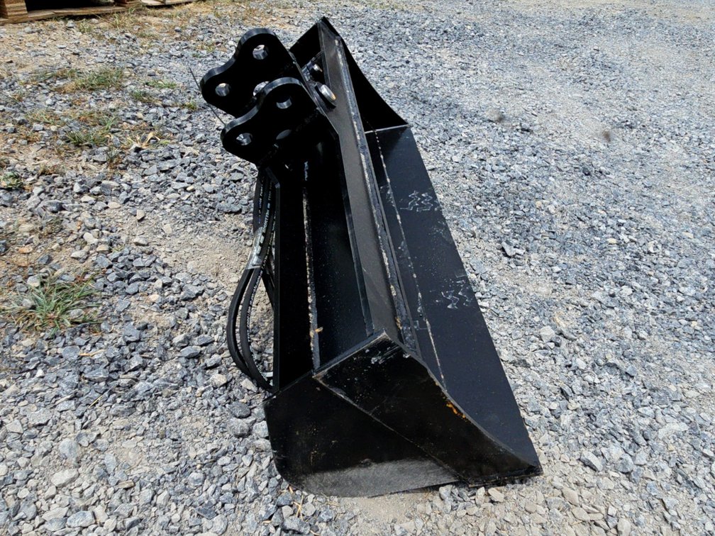 NEW 40" Mini Excavator Hydraulic Tilt Bucket - Fits Most Chinese Micro Excavators