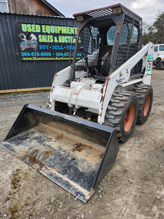 Bobcat 751 Skid Steer Loader New Tires