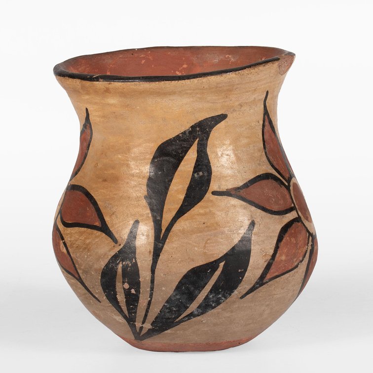 Southwester Santo Domingo Potter Jar