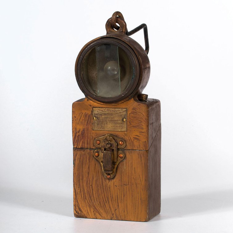 Pioneer Electric Mine Lamp Co. Mining Lamp