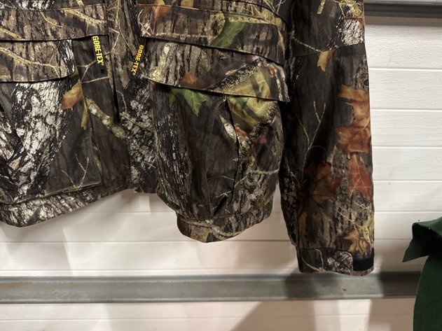 Image for Guide Series Hunting Clothes