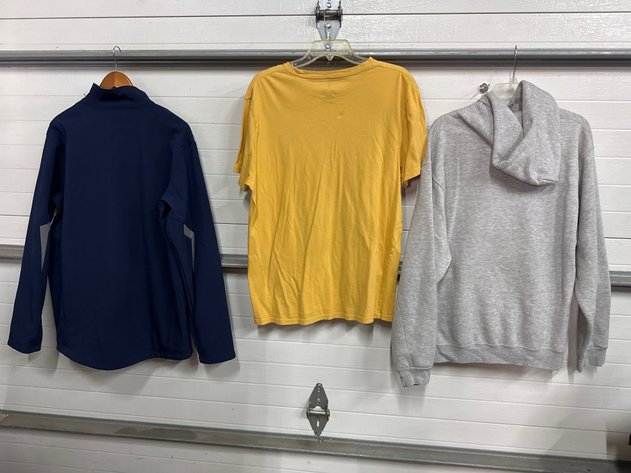 Image for Men’s Size Large Clothes