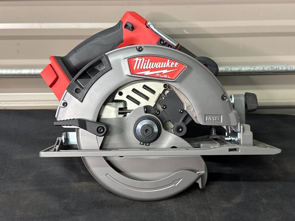 Milwaukee Circular Saw