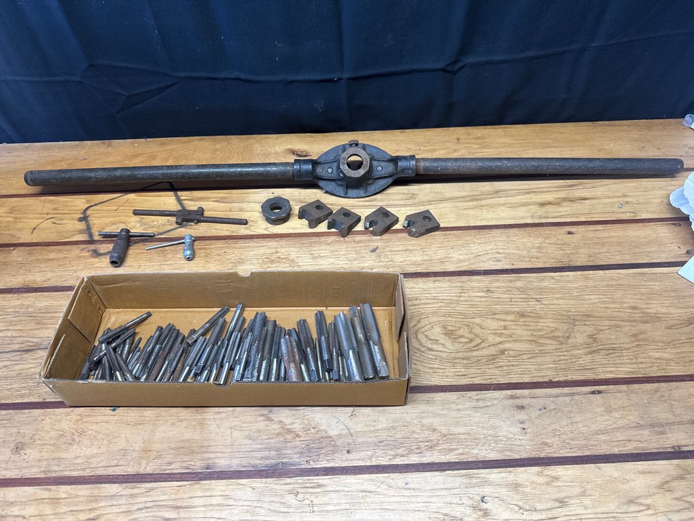 Pipe Threader
