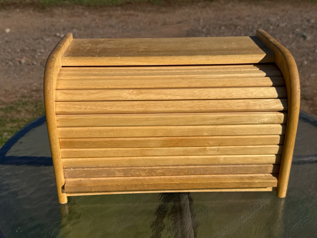Breadbox