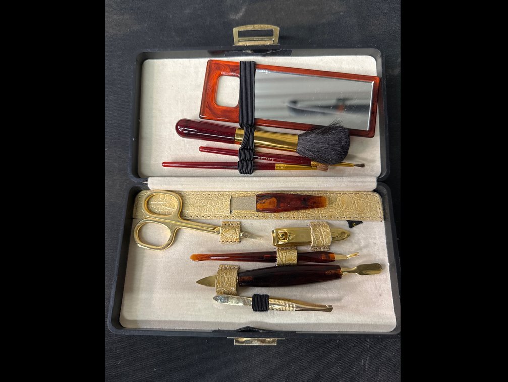Grooming Kit