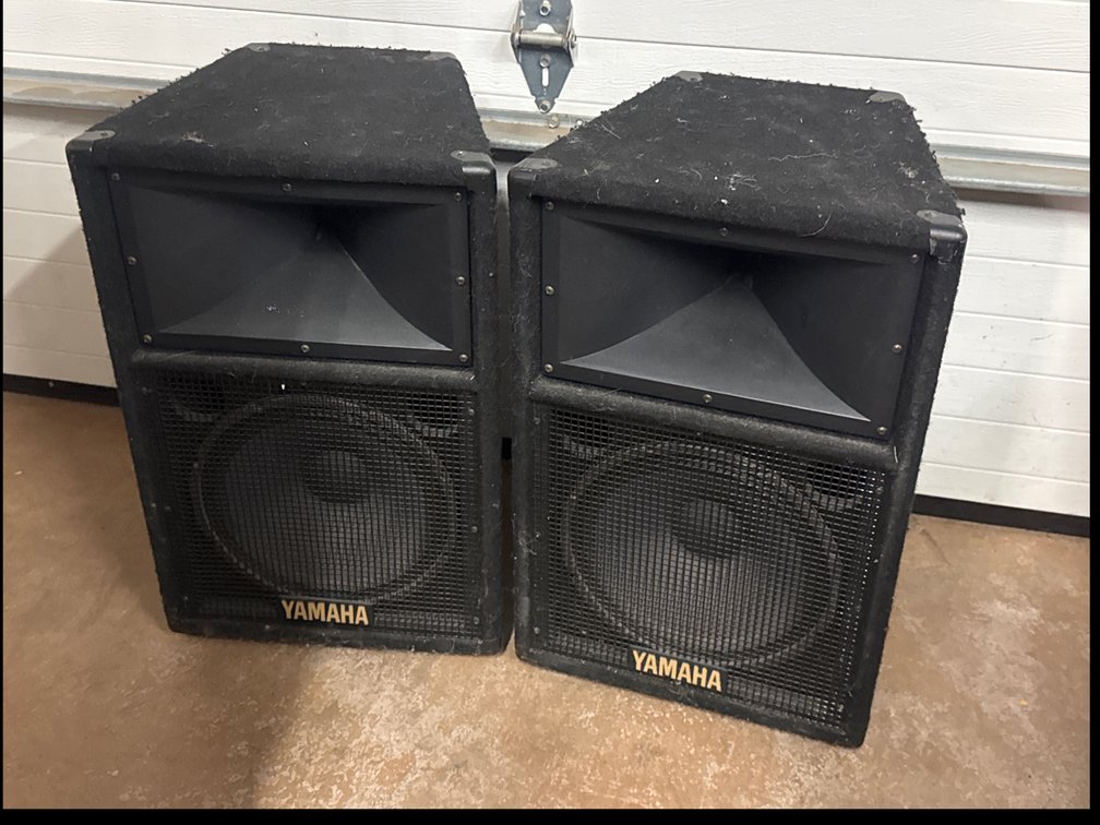 Yamaha Speakers