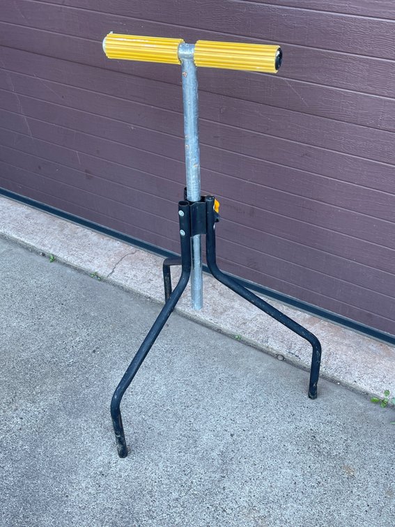 Shop Stand