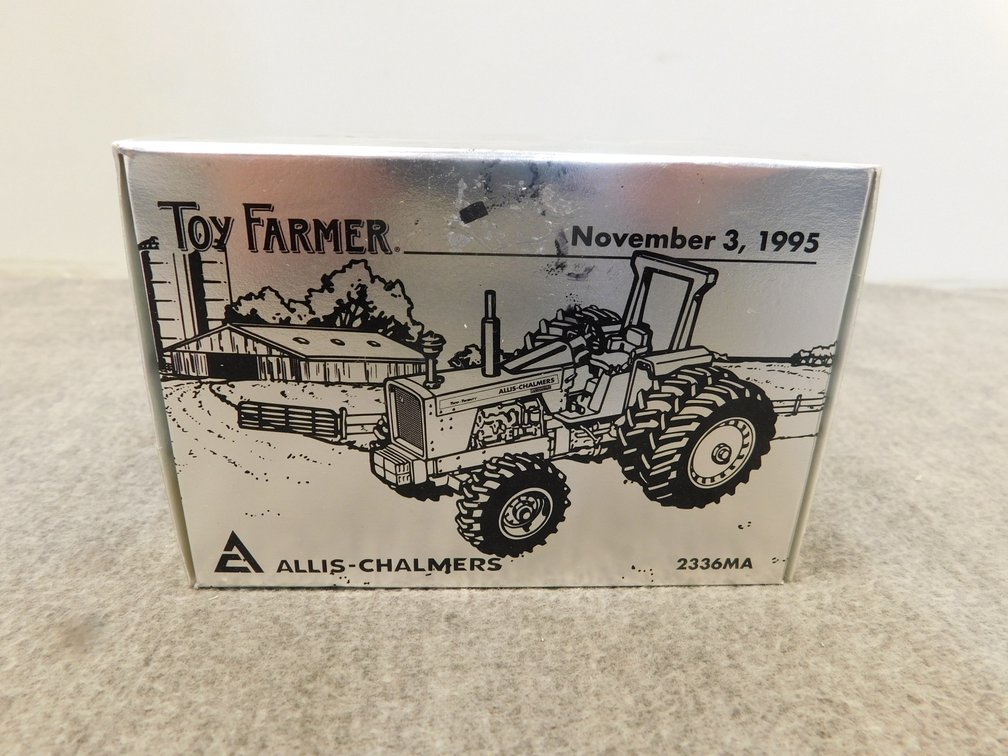Allis Chalmers 220