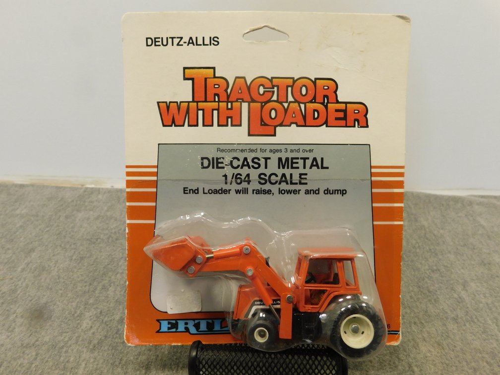 Deutz Allis Tractor w/Loader