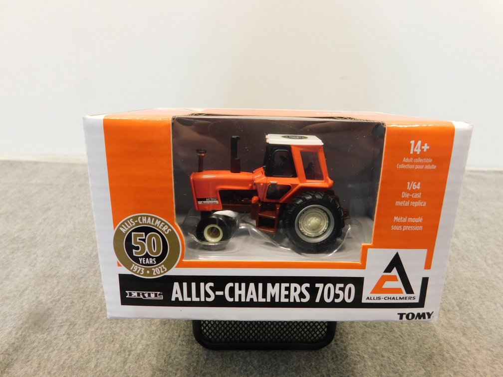 Allis Chalmers 7050