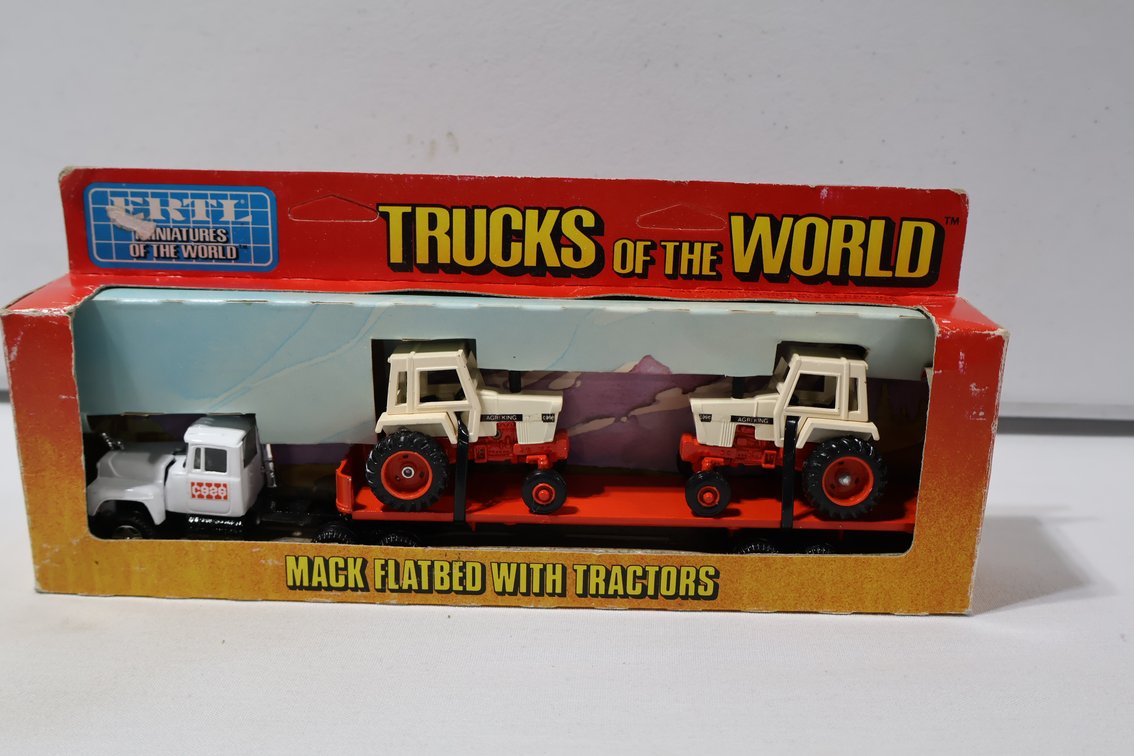 Case Trucks of the World Hauler