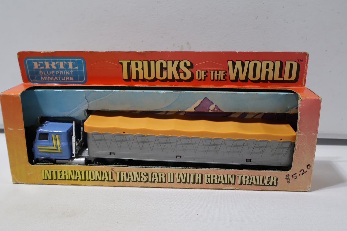 IH Transtar Trucks of the World Hauler