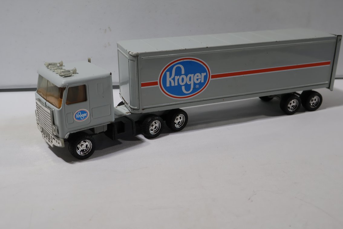 Kroger Semi