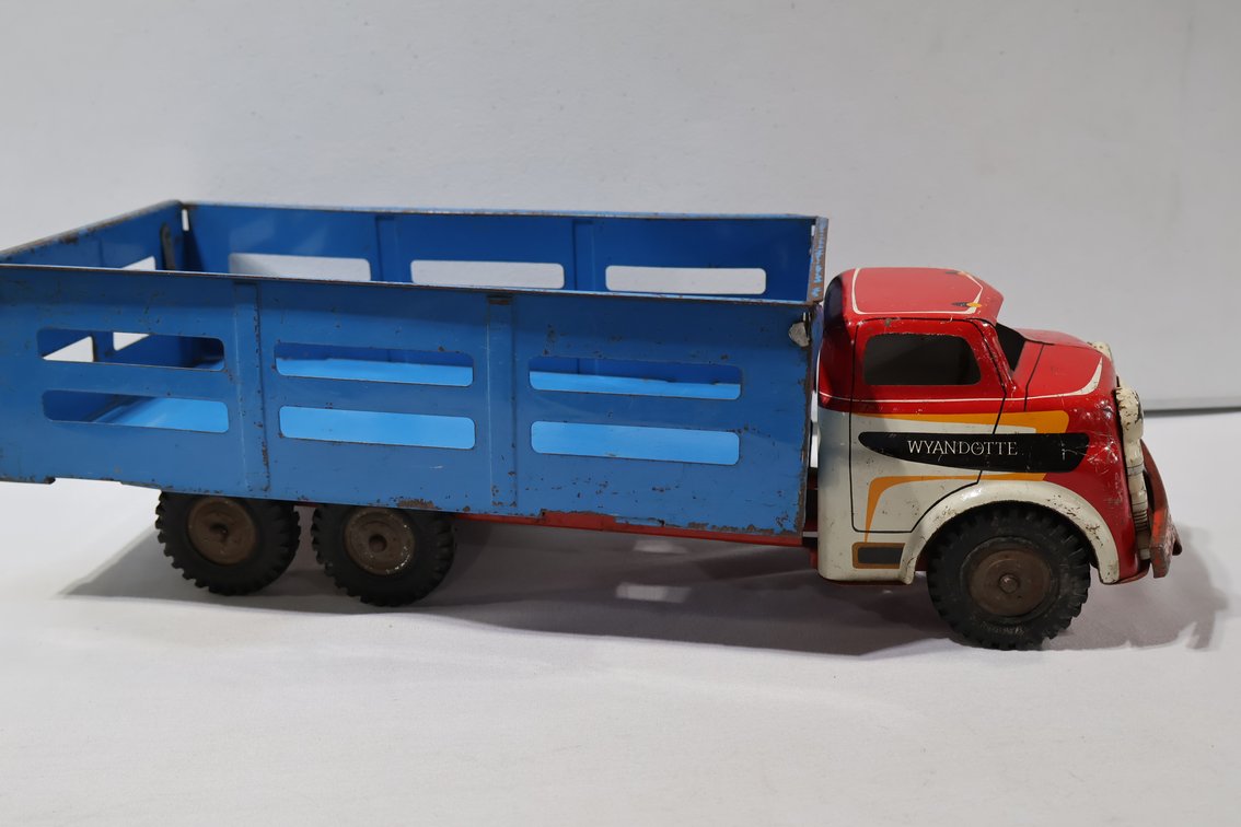 Wyandotte Ranch truck