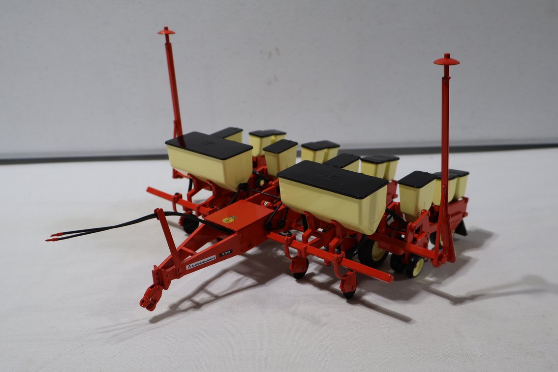 Allis Chalmers 300 Planter