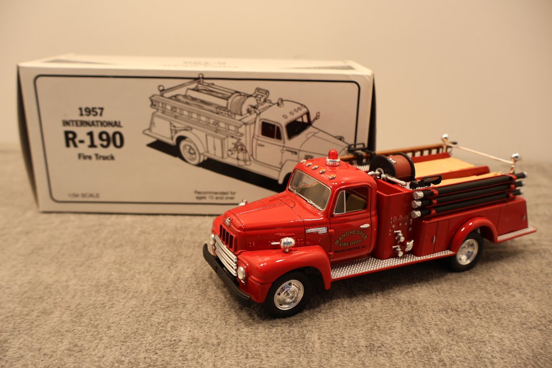 1957 IH R-190 Firetruck