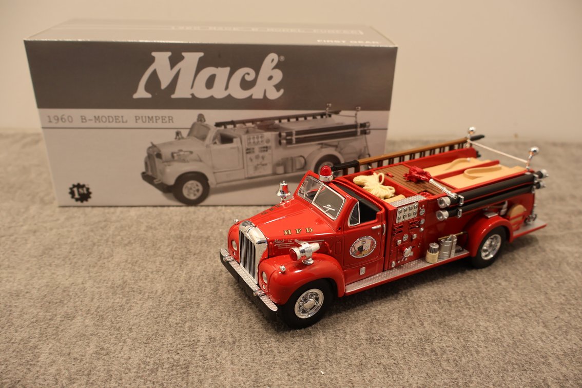 1960 Mack B-Model Pumper