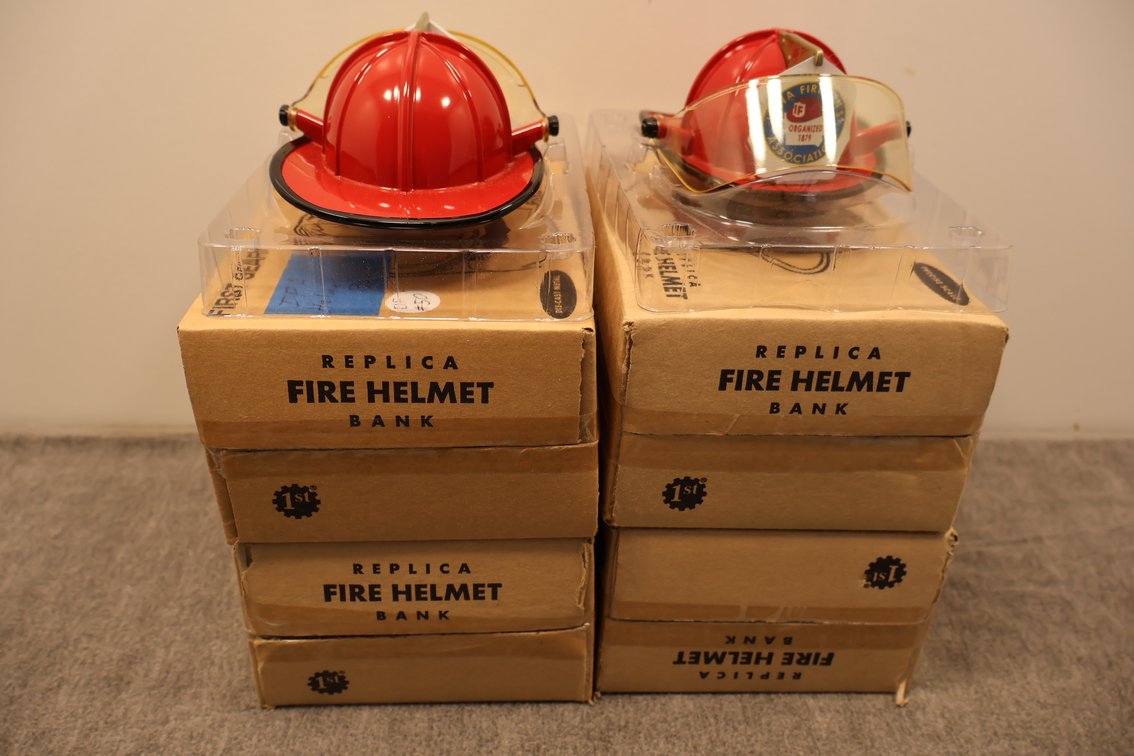(4X) Fire Helmet Bank Group