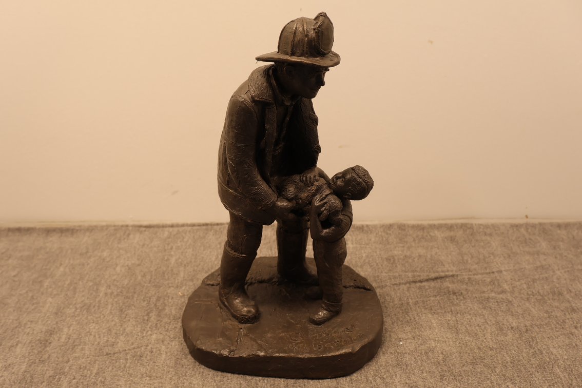 "Look What I Found" Cast Statue