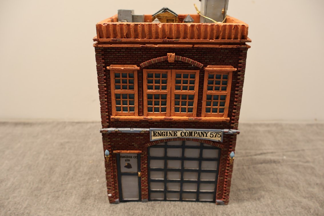 "Engine Company 575" Figurine