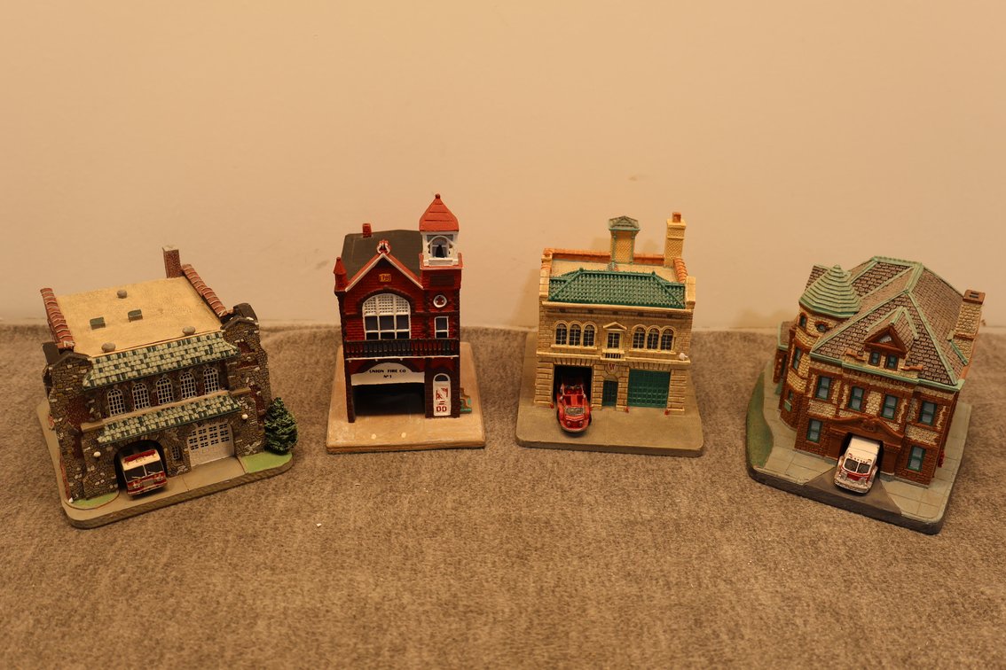 (4X) Classic American Firehouse Figurines