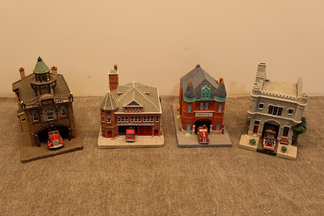 (4X) Classic American Firehouse Figurines
