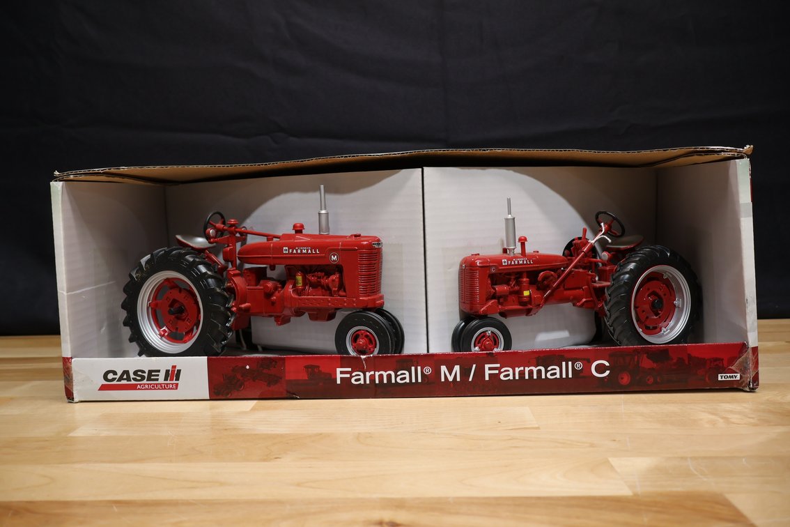 Farmall M/C Set