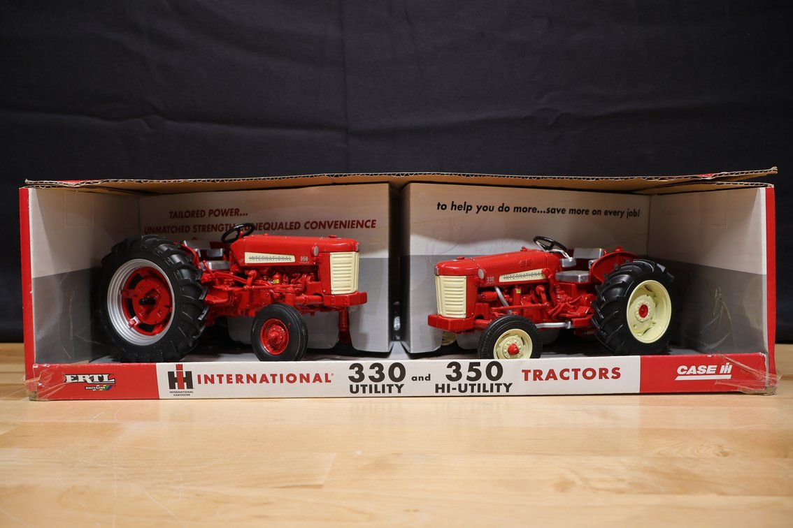 IH 330/350 Set
