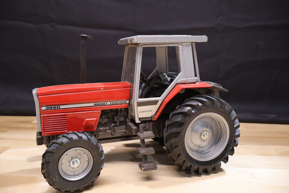 Massey Ferguson 3660