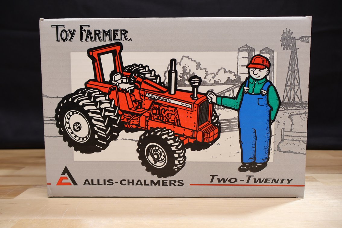 Allis Chalmers 220