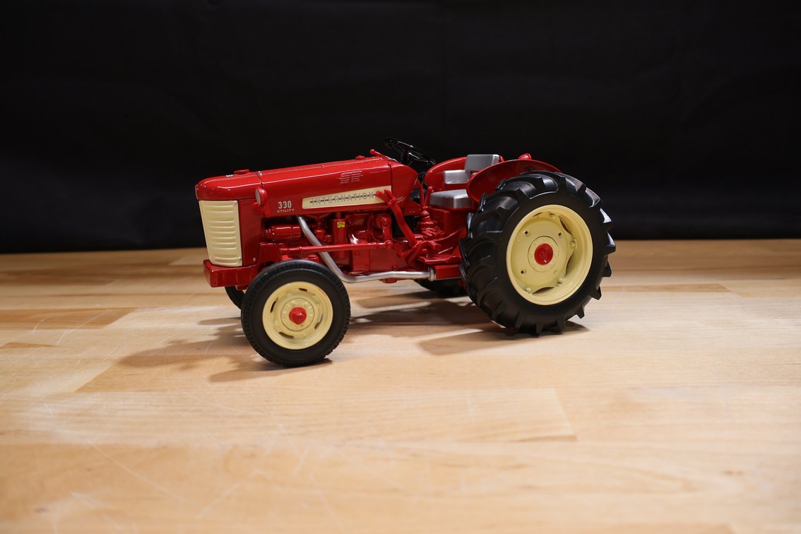 IH 330 Utility