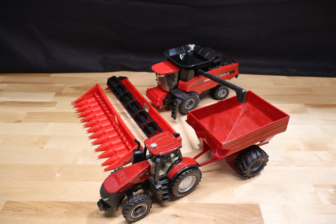 Case IH 1/32nd Harvesting Set