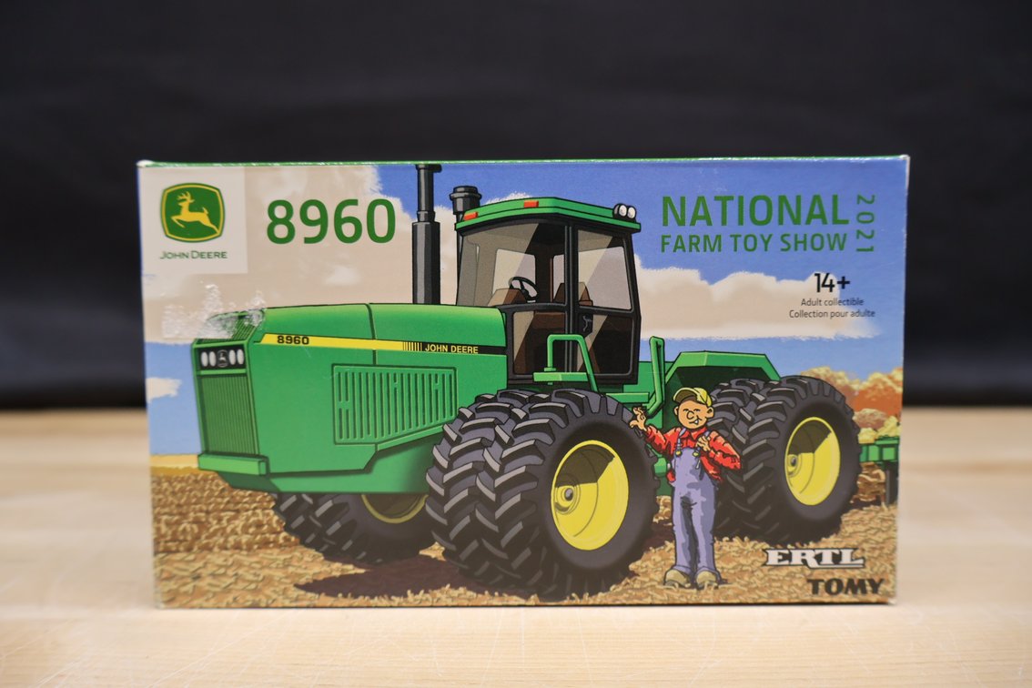 John Deere 8960