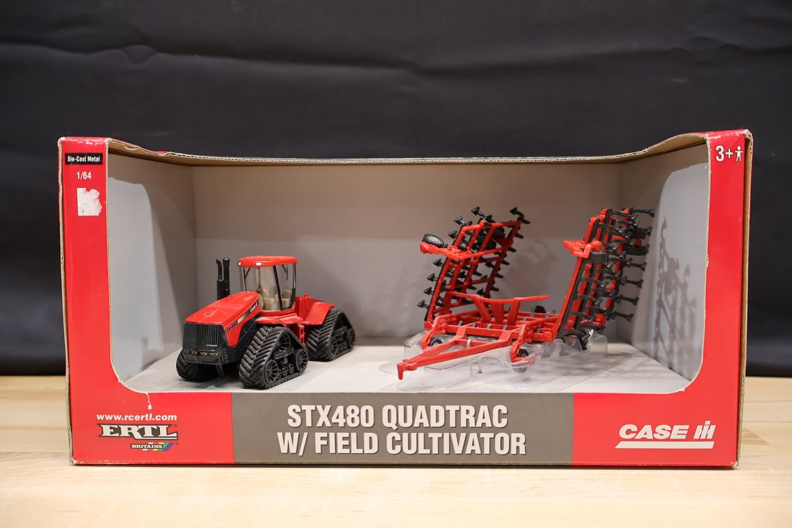 Case IH STX480 w/Field Cultivator Set