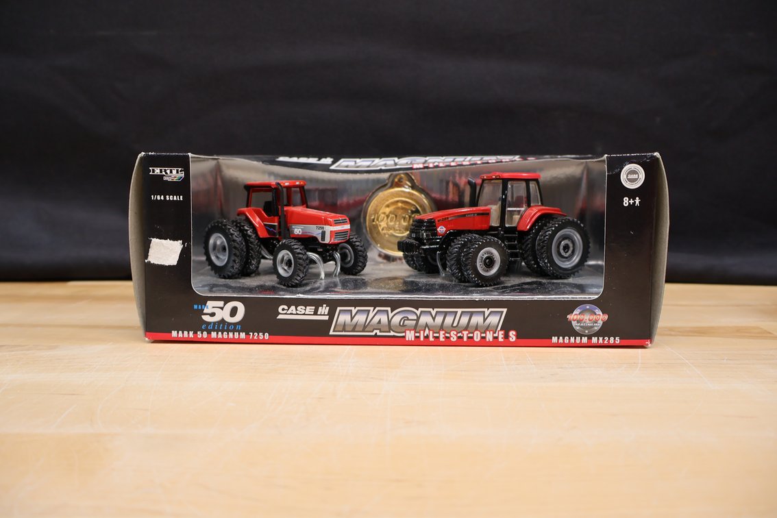 Case IH Magnum Milestones Set