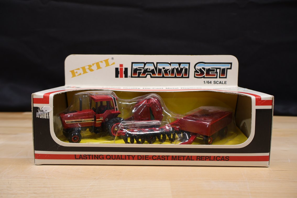 IH 4pc Farm Set