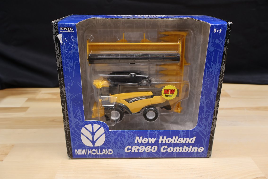 New Holland CR960