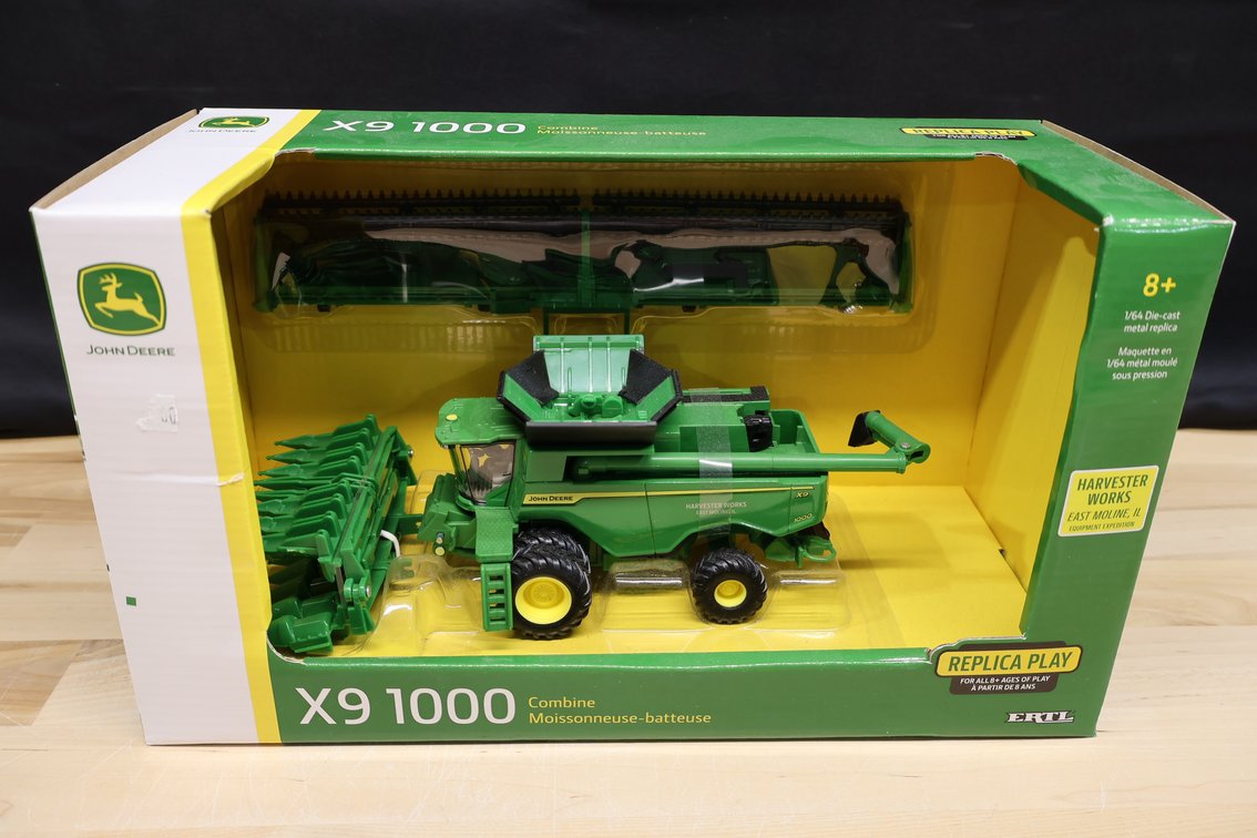 John Deere X9-1000