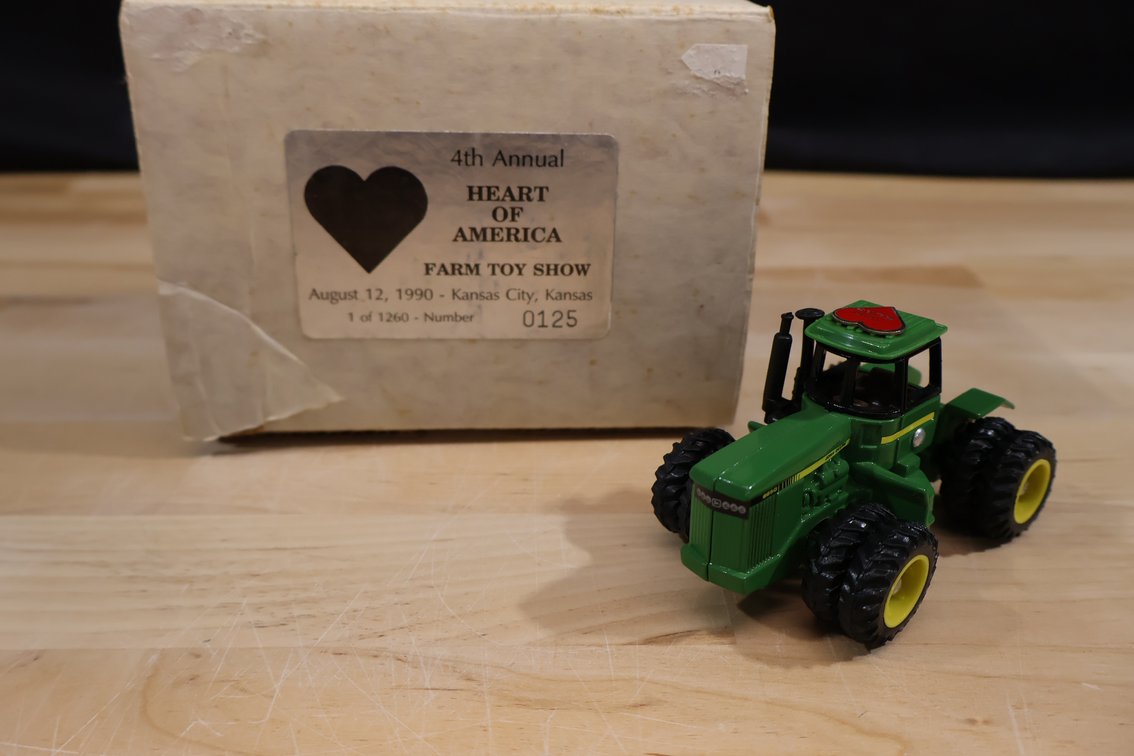 John Deere 8850