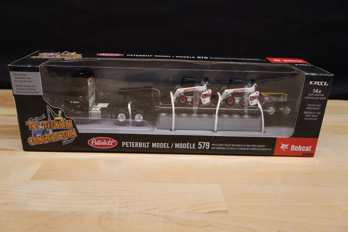 Peterbilt Hauler w/Bobcat Load