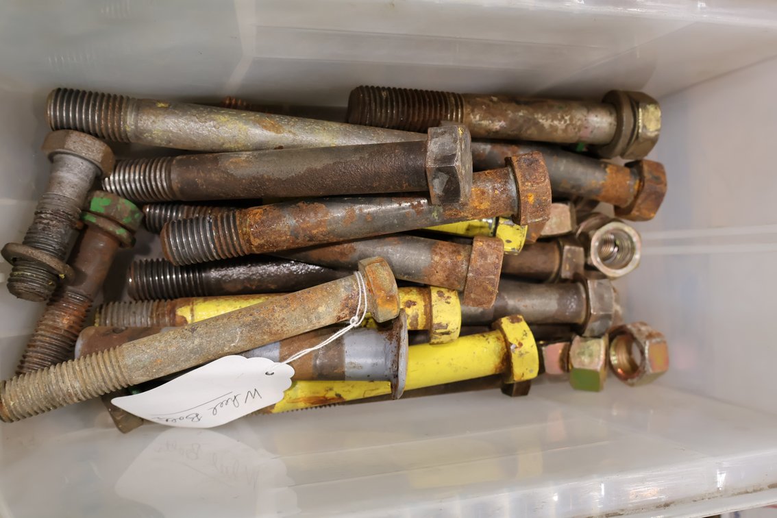 John Deere Wheel Bolts