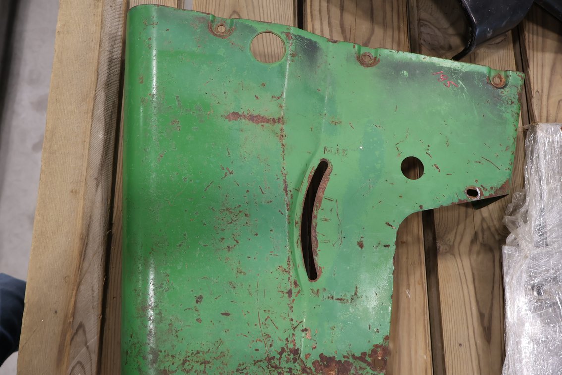 John Deere Side Counsel