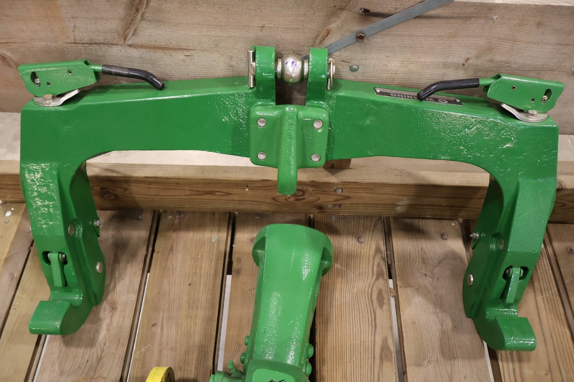John Deere 20-30 Series Quick Hitch
